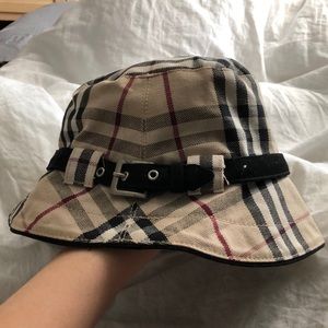 Authentic Burberry hat (brand new)